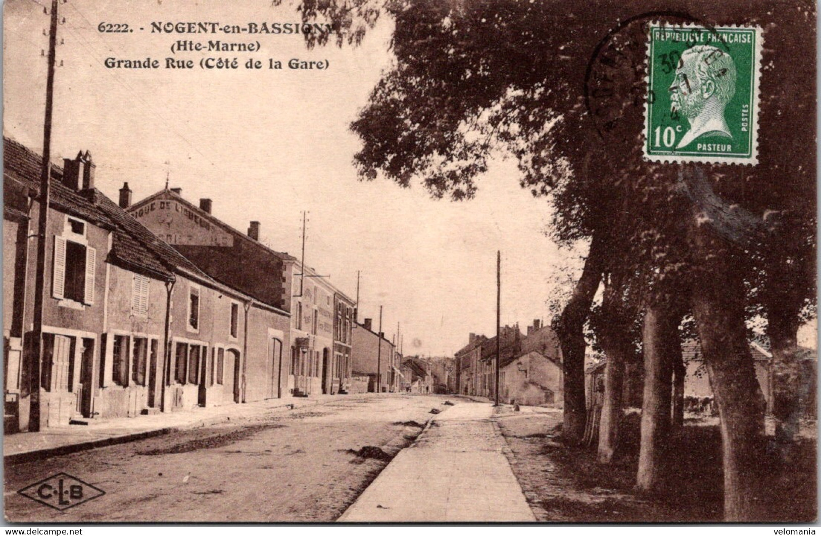 S15869 Cpa 52 Nogent En Bassigny - Grande Rue " Côté De La Gare " - Nogent-en-Bassigny