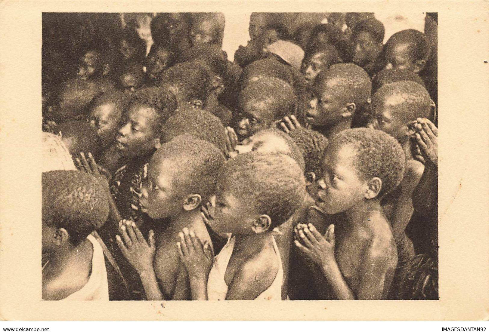 CONGO FRANCAIS #27743 ENFANTS CHRETIENS EN PRIERE - French Congo