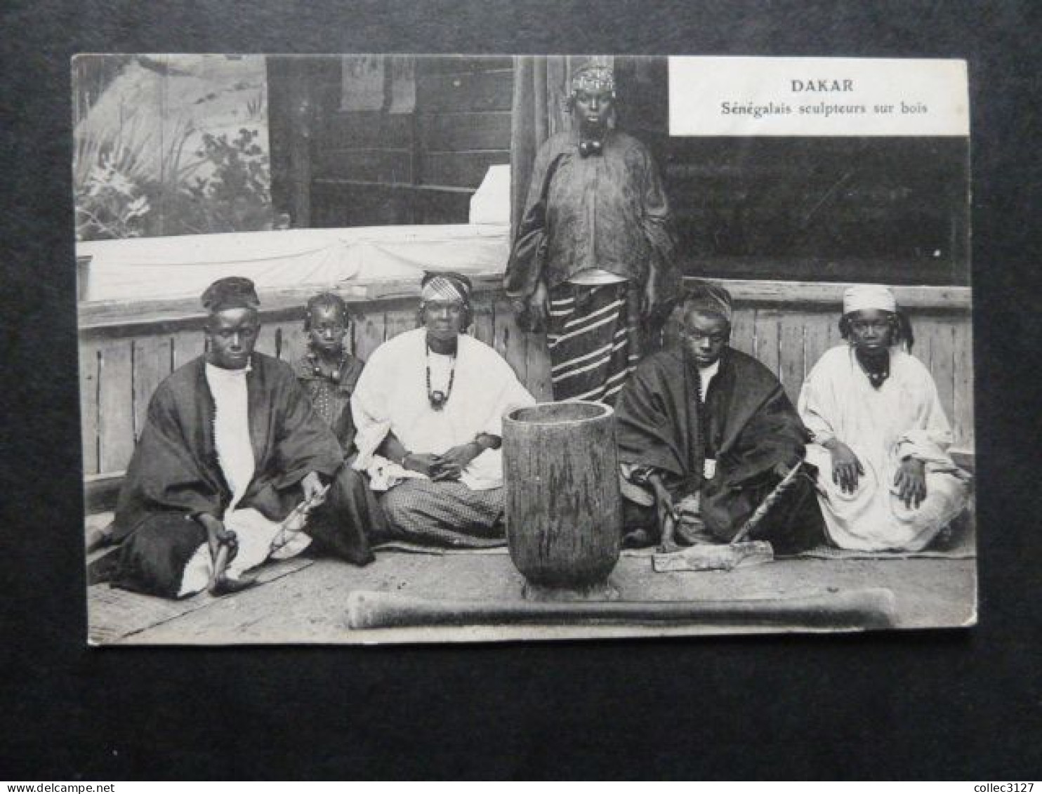 F33 - Sénégal - Dakar - Sénégalais Sculpteurs Sur Bois - Sénégal