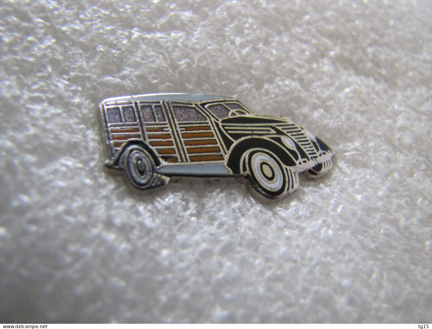 TOP RARE PIN'S   FORD  WOODY  1937  Email Grand Feu - Ford