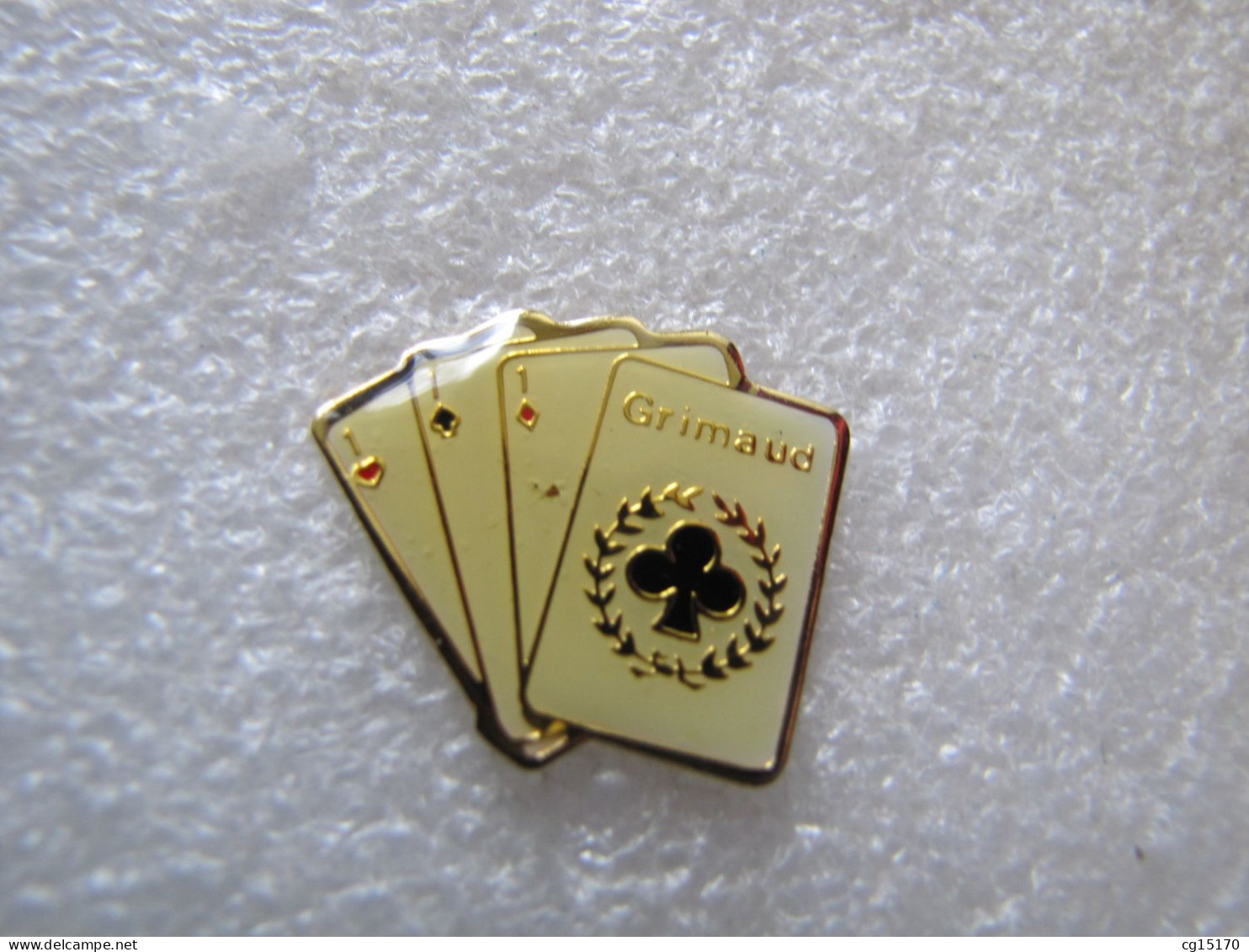 PIN'S     GRIMAUD  JEU DE CARTES - Juegos