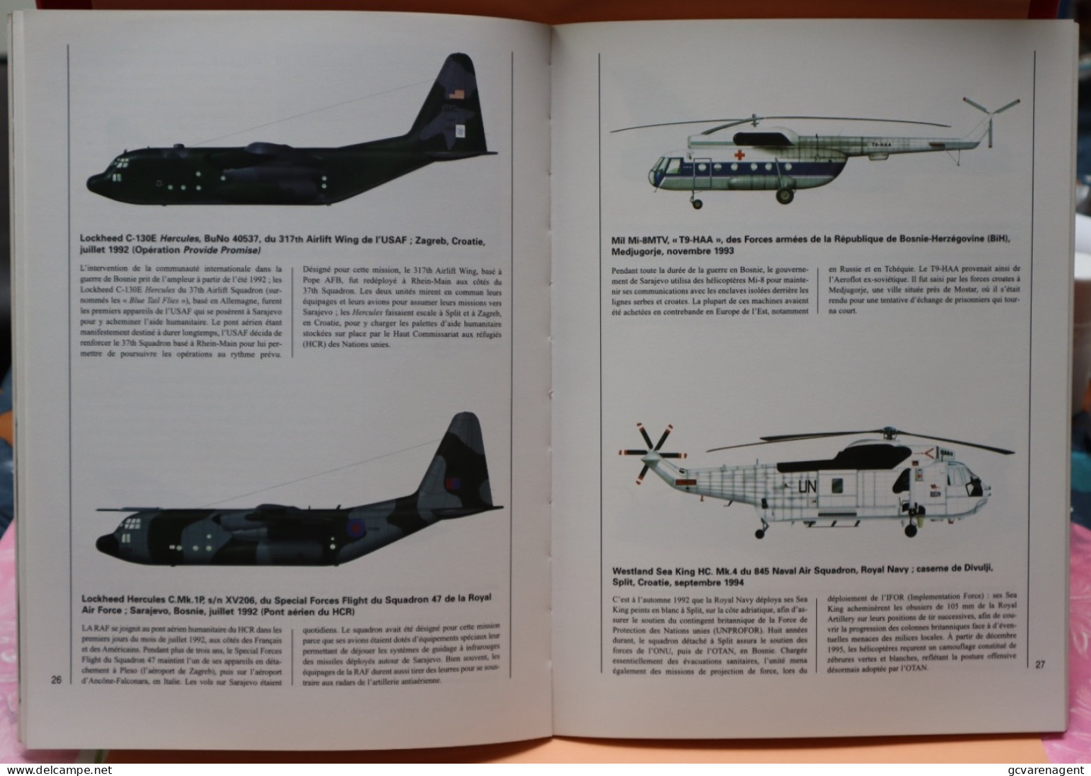 LES COMBATS DU CIEL - CONFLIT DANS LES BALKANS  1991 - 2000  - BELLE ETAT - 64 PAGES     2 IMAGES - Aerei