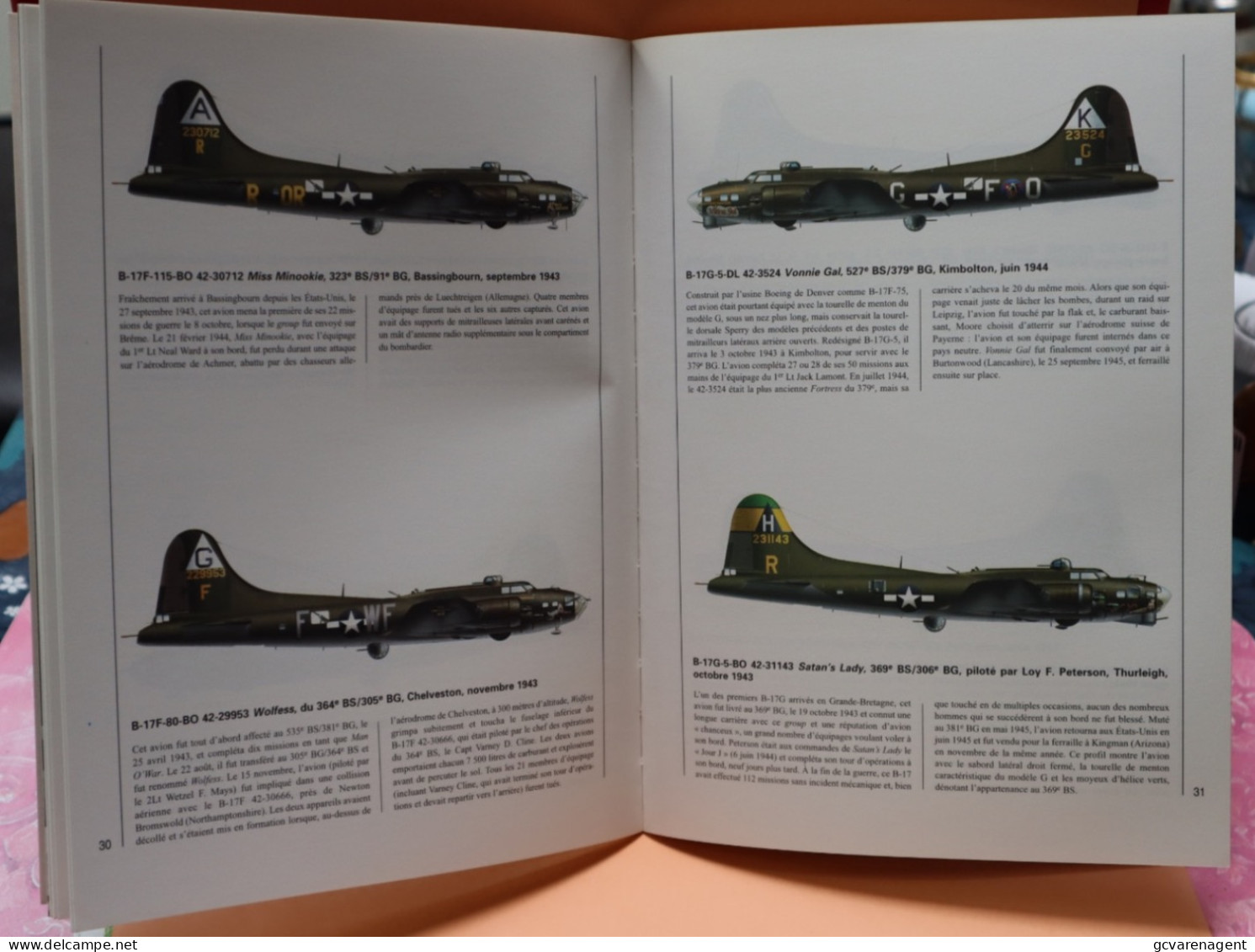 LES COMBATS DU CIEL -  LES B 17 FLYING FORTRESS DE LA 8e AIR FORCE  - BELLE ETAT - 64 PAGES     2 IMAGES - AeroAirplanes