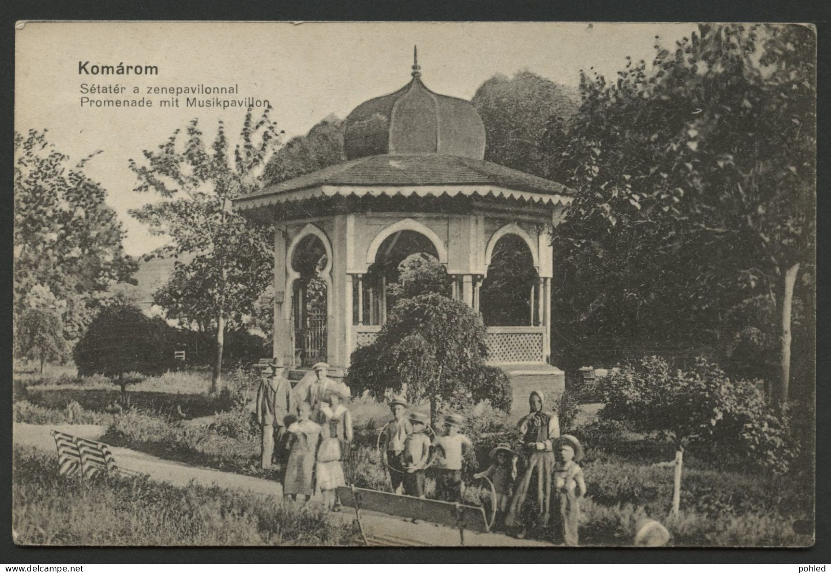 01308*HUNGARIA*HUNGARY*KOMÁROM*PROMENADE MIT MUSIKPAVILLON - Ungarn