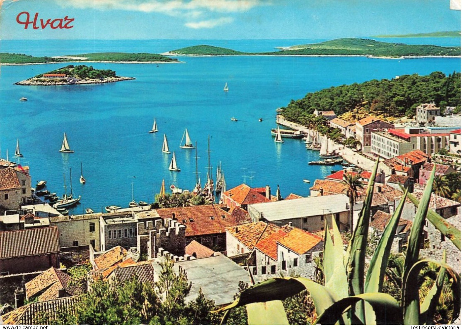 CROATIE - Hvar - Bateaux Et Côte - Vue - Carte Postale - Croacia