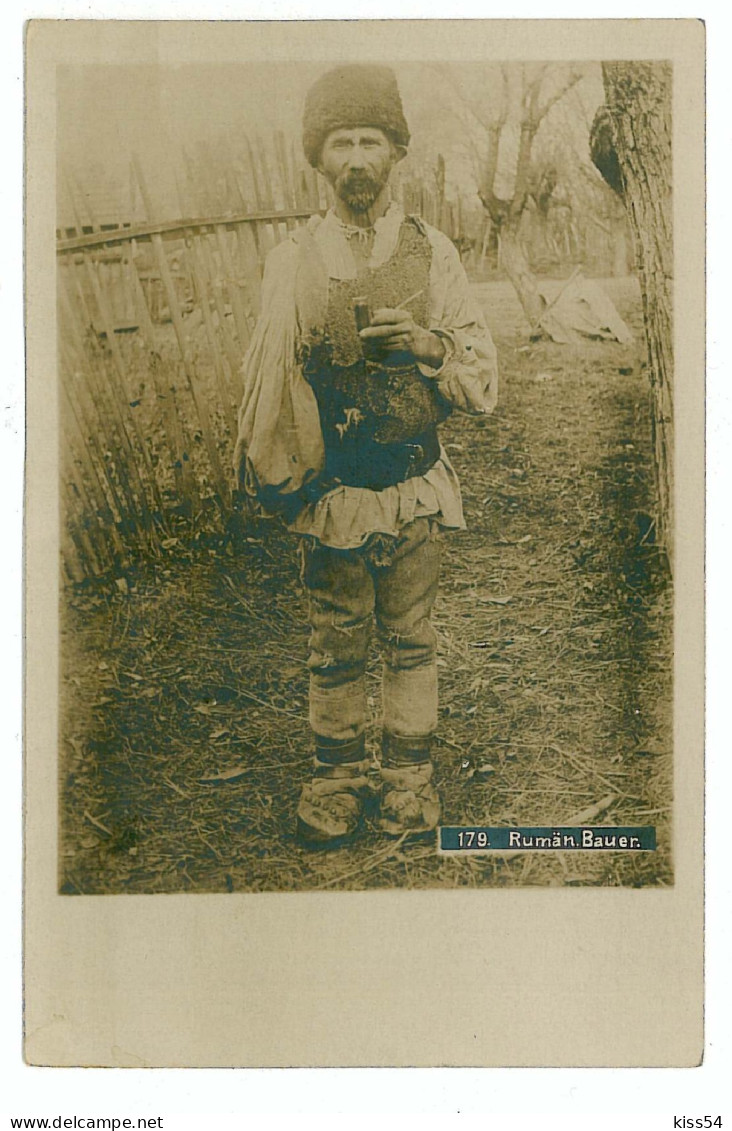 RO 999 - 8083 ETHNIC Man, Romania - Old Postcard, CENSOR - Used - 1918 - Romania