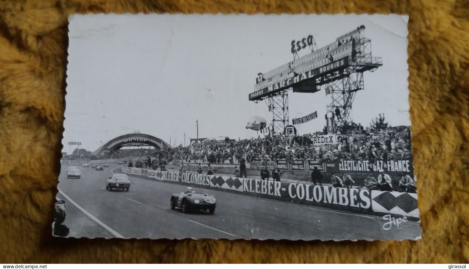 CPSM SPORT AUTOMOBILE AUTO VOITURE LE MANS FORMULE 1 SARTHE KLEBER COLOMBES ESSO TABLEAU D AFFICHAGE VIRAGE TRIBUNES - Le Mans