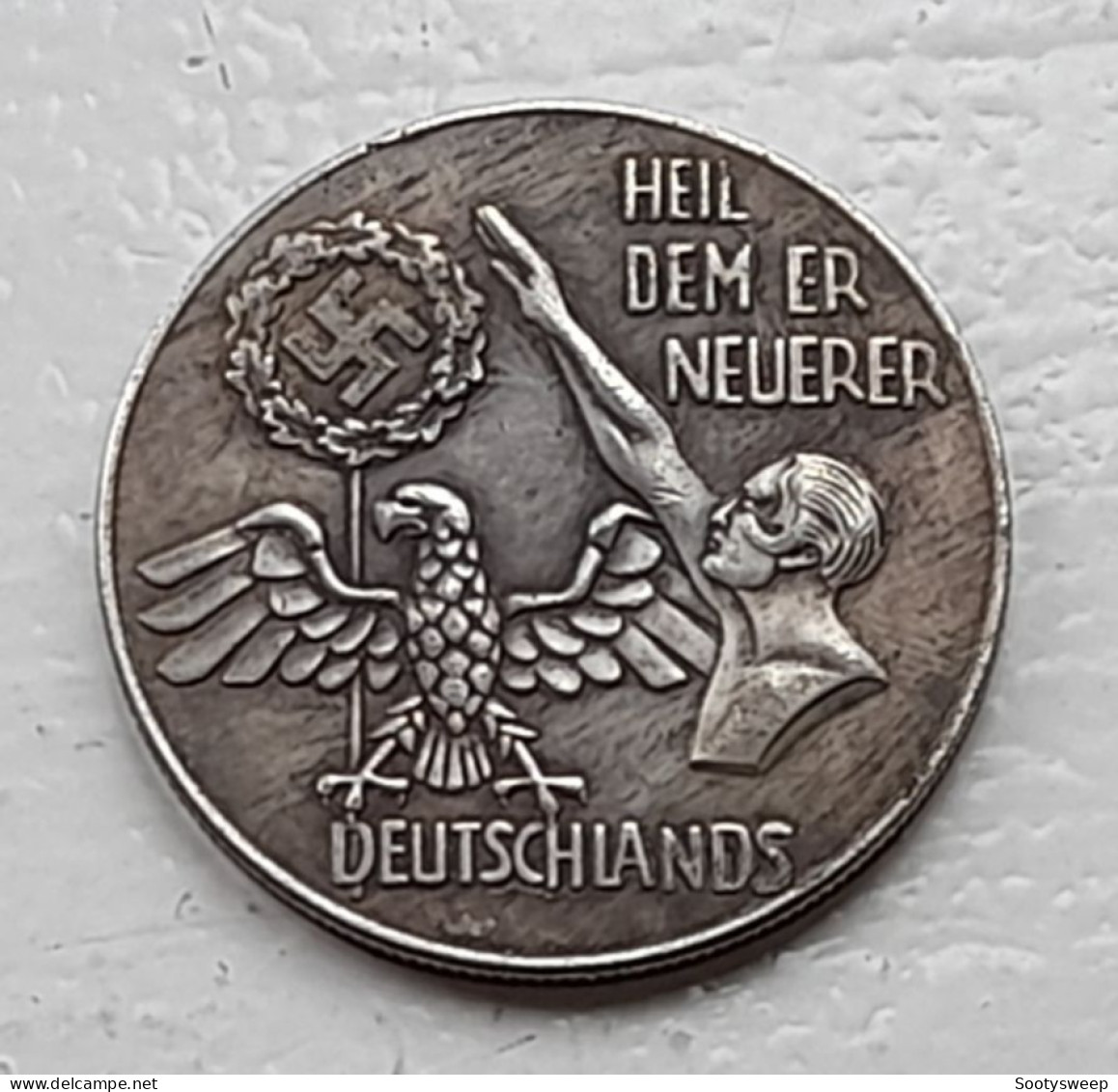 Third Reich Commemorative Medallion Metal (Reproduction) - Hitler Commemorative Metal Medallion (Reproduction) - Other & Unclassified