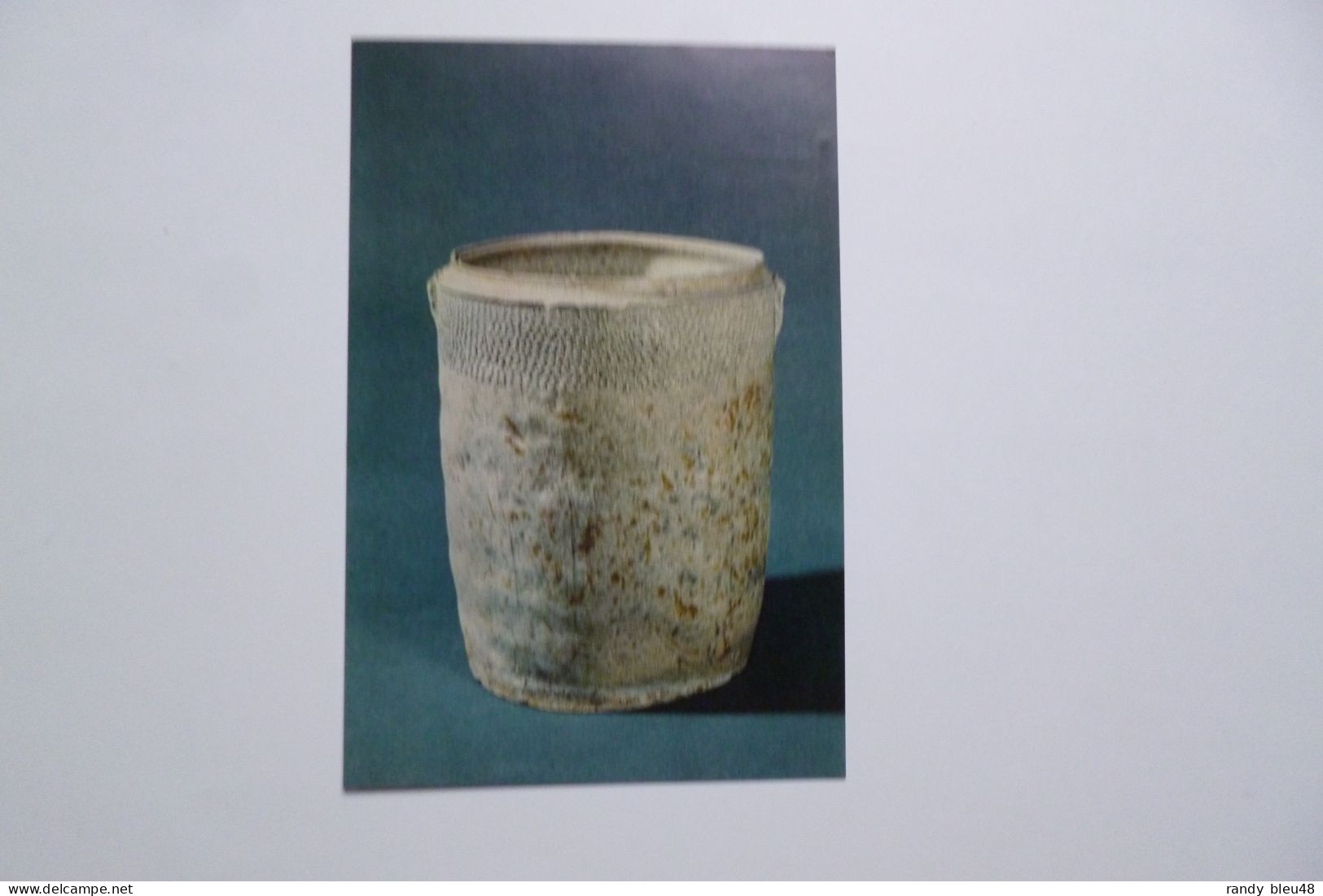KIANGSU  - Celadon  Jar. Spring And Automn     -  CHINE  -  CHINA - China