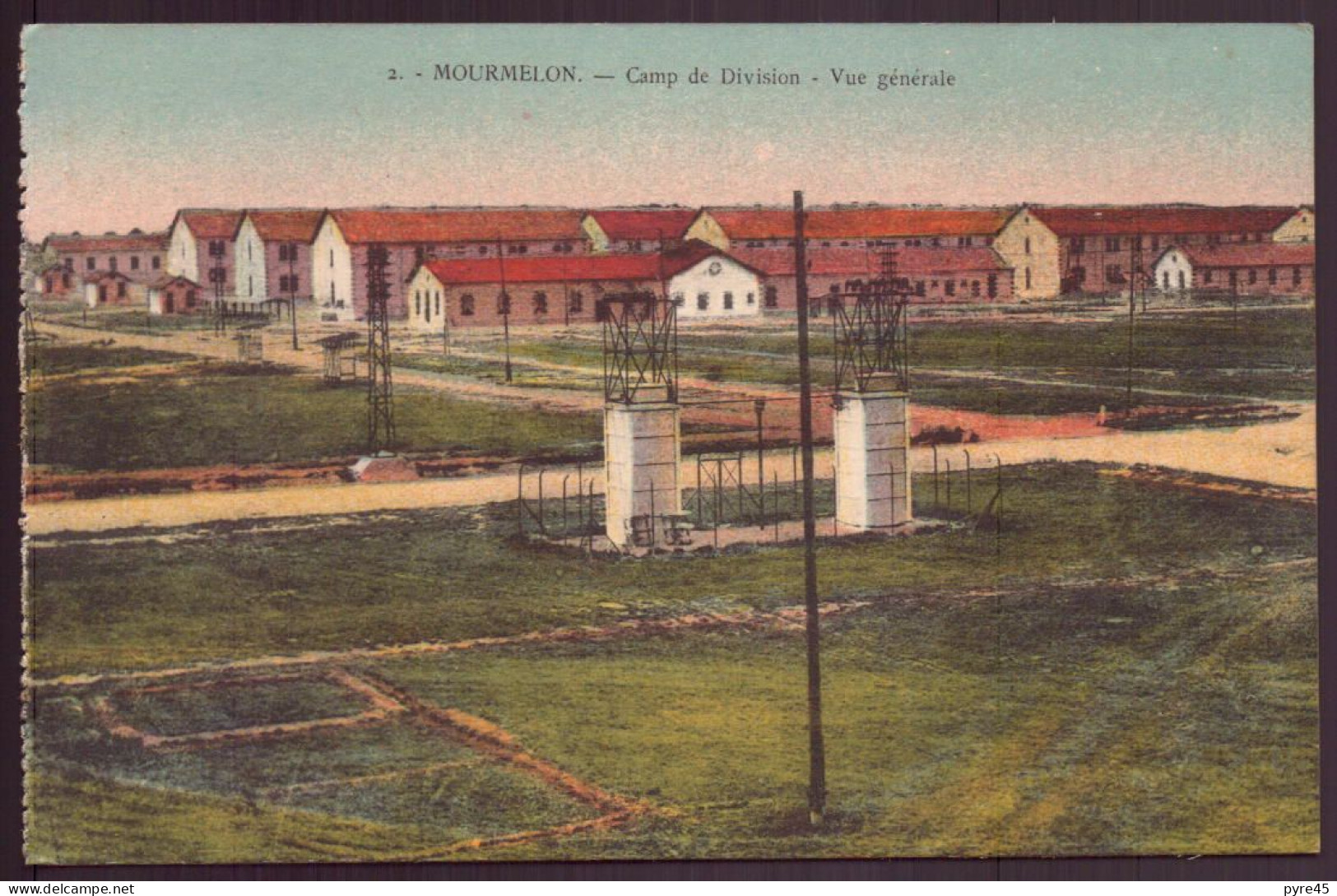 MOURMELON CAMP DE DIVISION VUE GENERALE - Kasernen