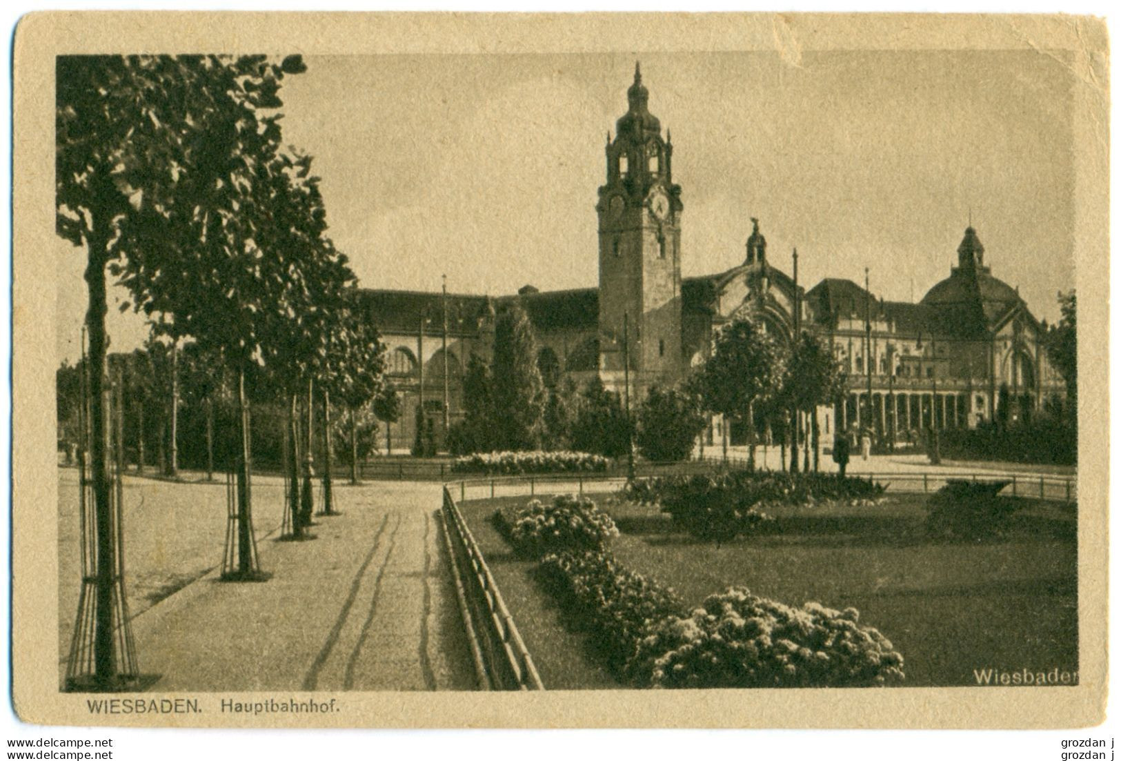 SPRING-CLEANING LOT (44 POSTCARDS), Wiesbaden, Germany