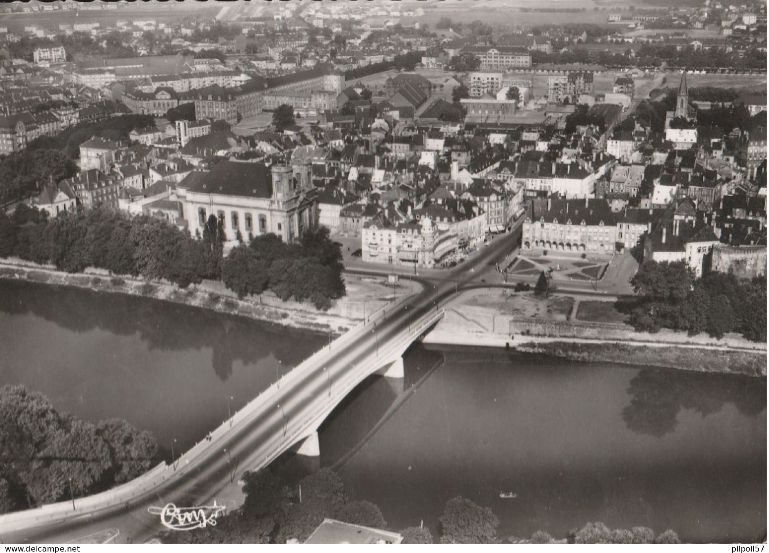 57 - THIONVILLE - La Moselle Et Le Pont Des Alliès - Vue Aérienne  (CPSM 10,5X15) - Thionville