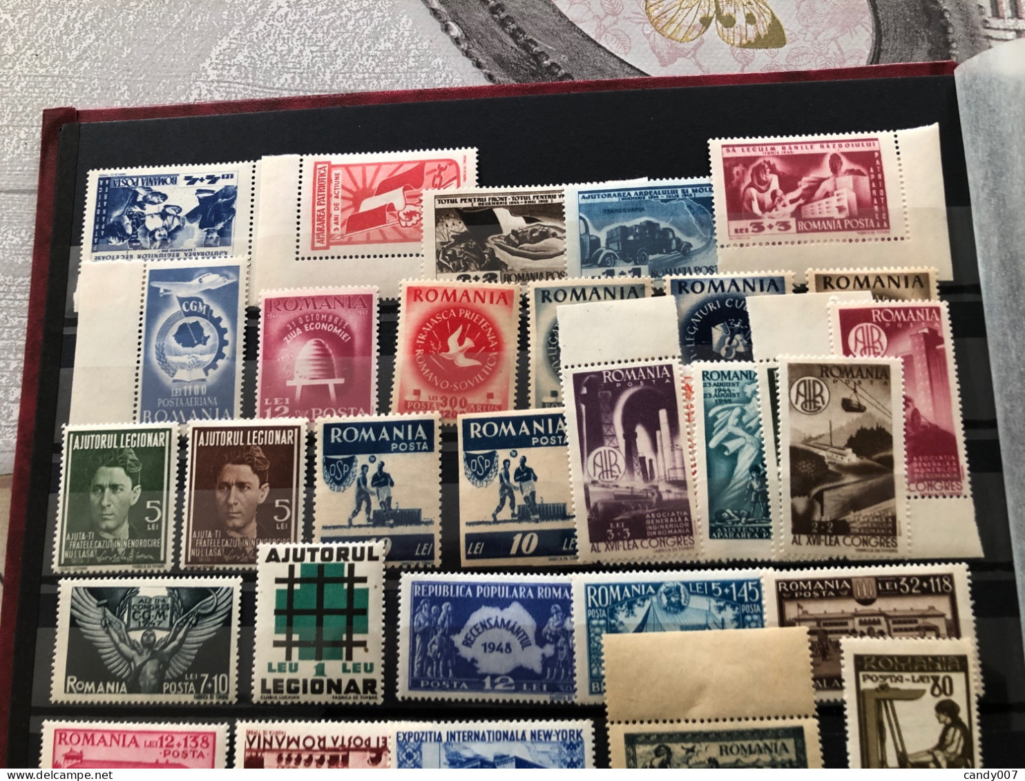 Album de timbres de Roumanie Neuf** + blocs et feuillet dentelé et non dentelé