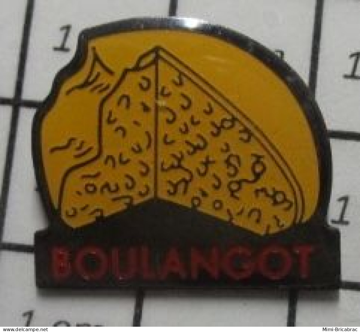 713J Pin's Pins / Beau Et Rare / ALIMENTATION / PAIN ROND LE BOULANGOT - Lebensmittel