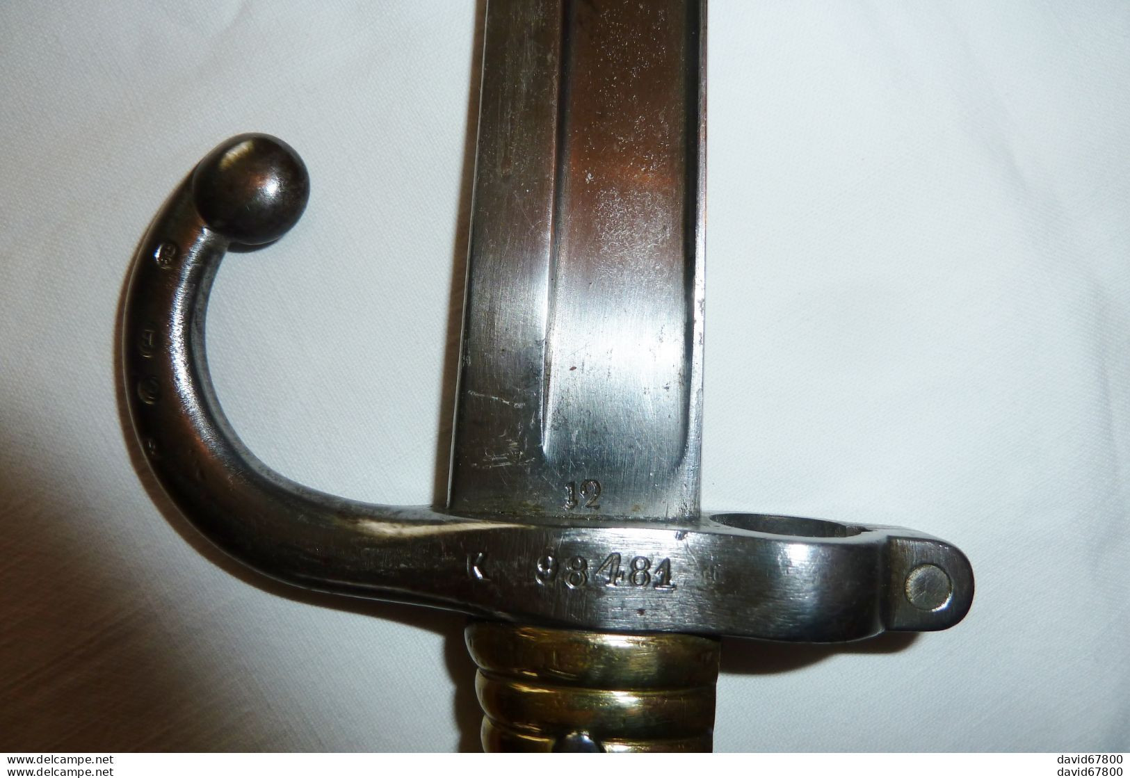 SABRE BAÏONNETTE CHASSEPOT MODELE SAINT ÉTIENNE EN 1872 LAME A DOUBLE A DOUBLE COURBURE DITE YATAGAN PAR DE FOURREAU - Armas Blancas