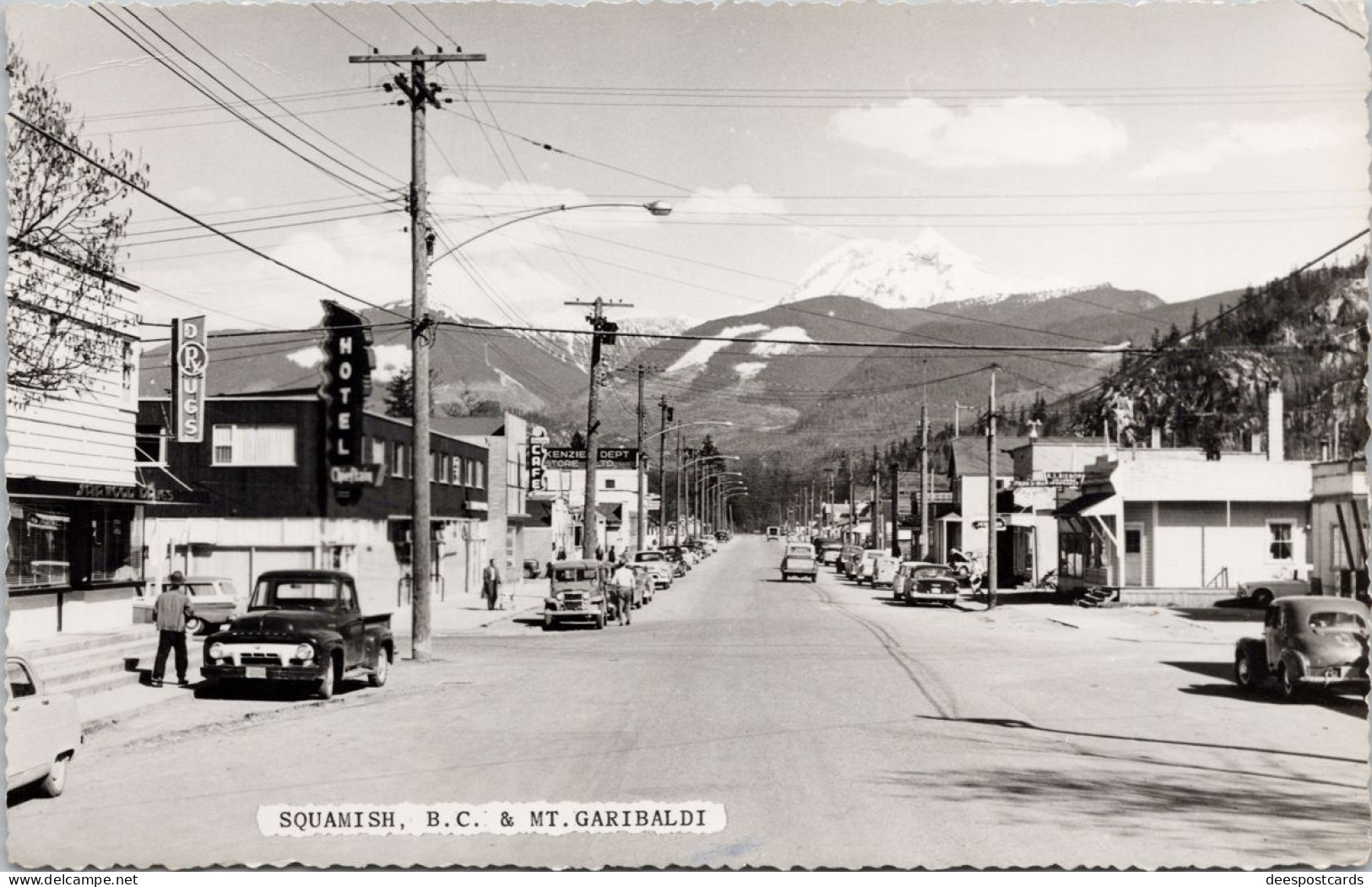 Squamish BC British Columbia Mt Garibaldi Chieftain Hotel RPPC Postcard Z2 - Autres & Non Classés