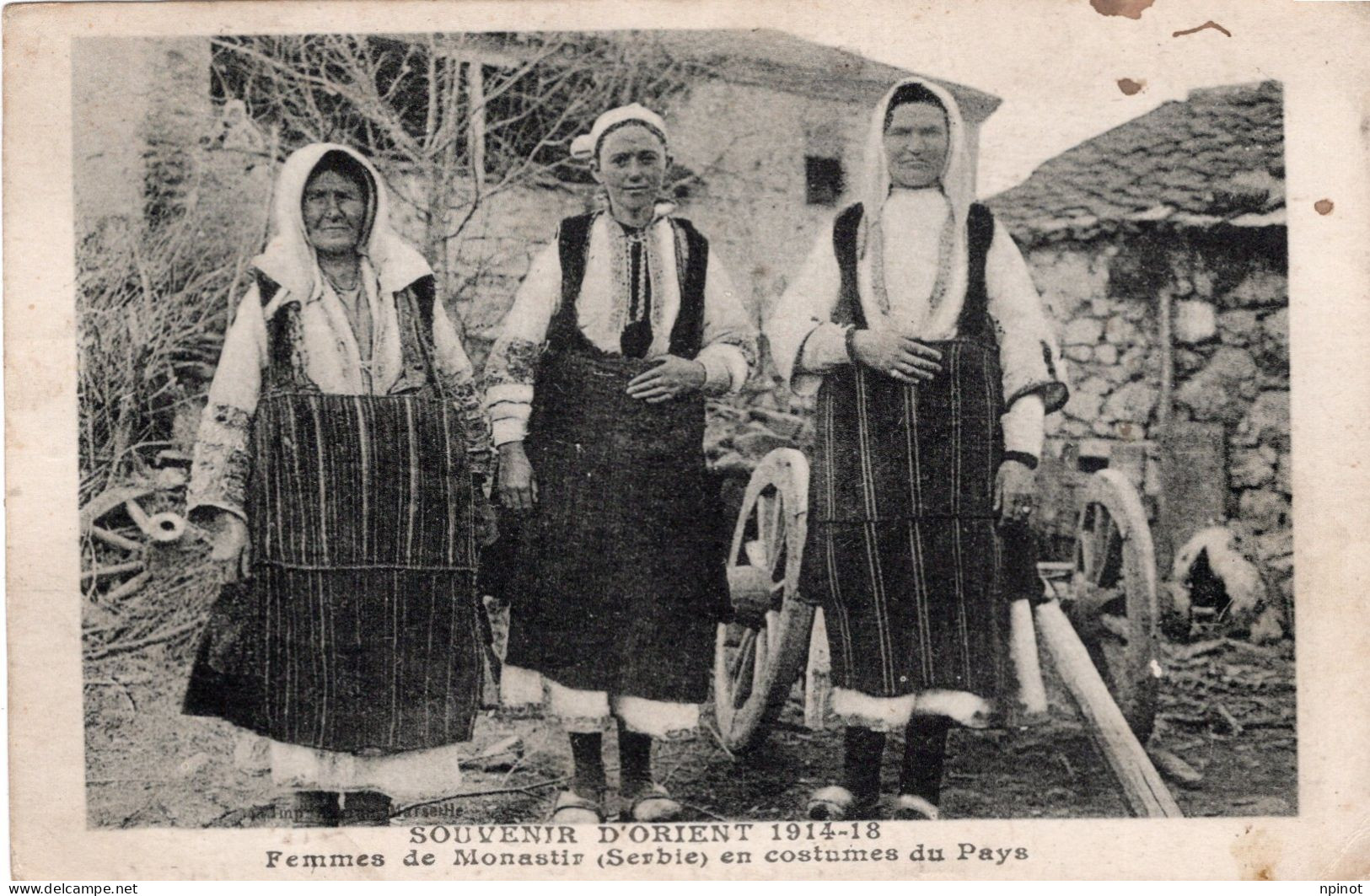 C P A -  EUROPE  -  SERBIE -  MONASTIR -  Femmes En Costume  Du Pays - Serbie