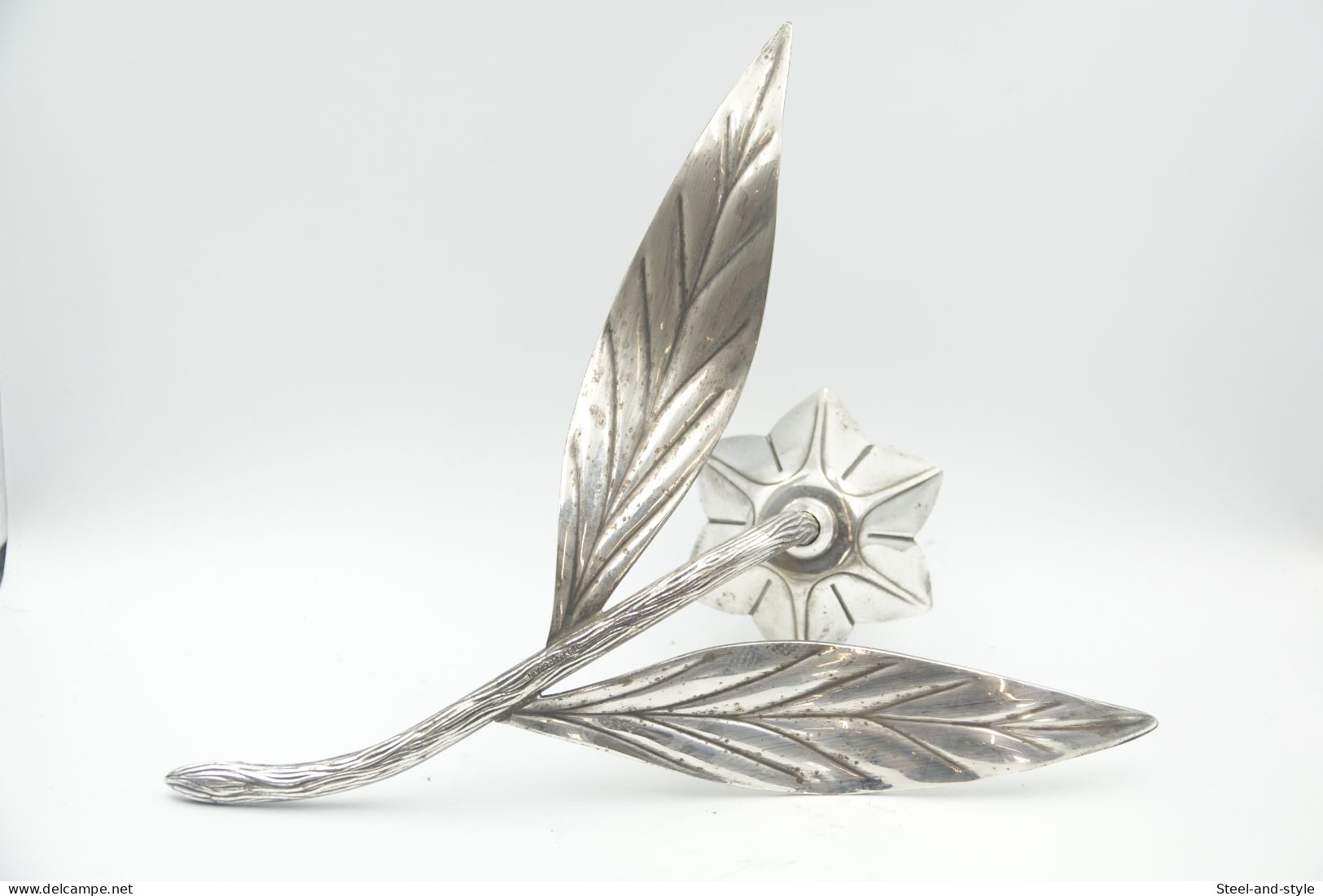 Design : SILVERWARE : Silver Plated Ashtray Flower - Design : Meneses - Made In Spain - 1960 - 70 's