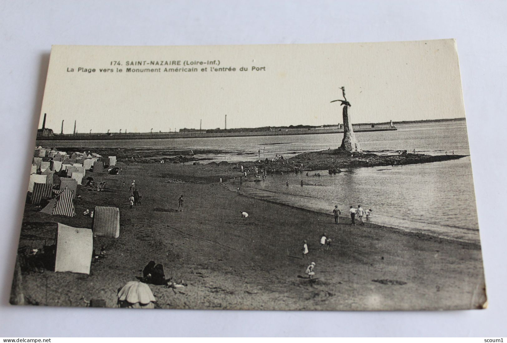 Saint Nazaire - La Plage Vers Le Monument Américain Et L'entrée Du Port - Saint Nazaire