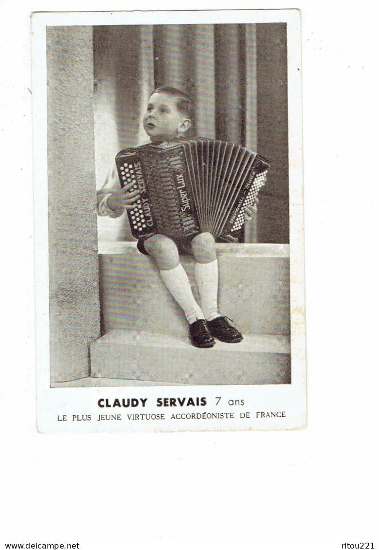 Carte Photo - CLAUDY SERVAIS 7 Ans - Le Plus Jeune Accordéoniste De France - Accordéon  SUPER LUX - Singers & Musicians