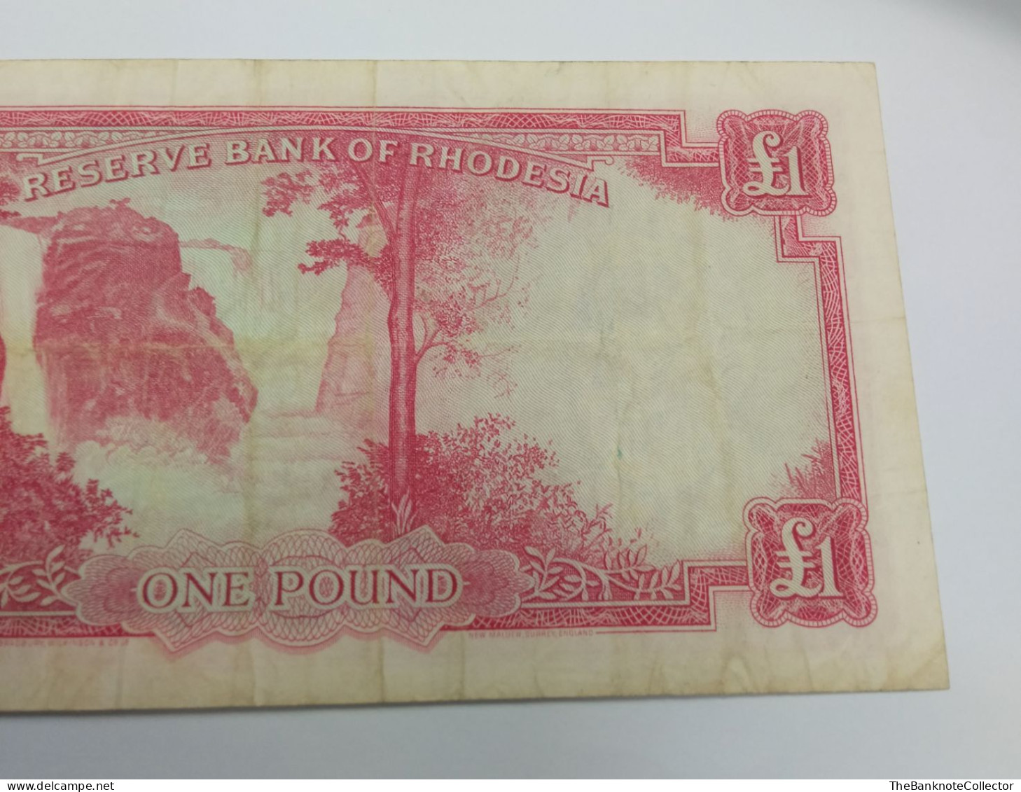 Rhodesia One (1) Pound 1964 QEII P-25 good very fine