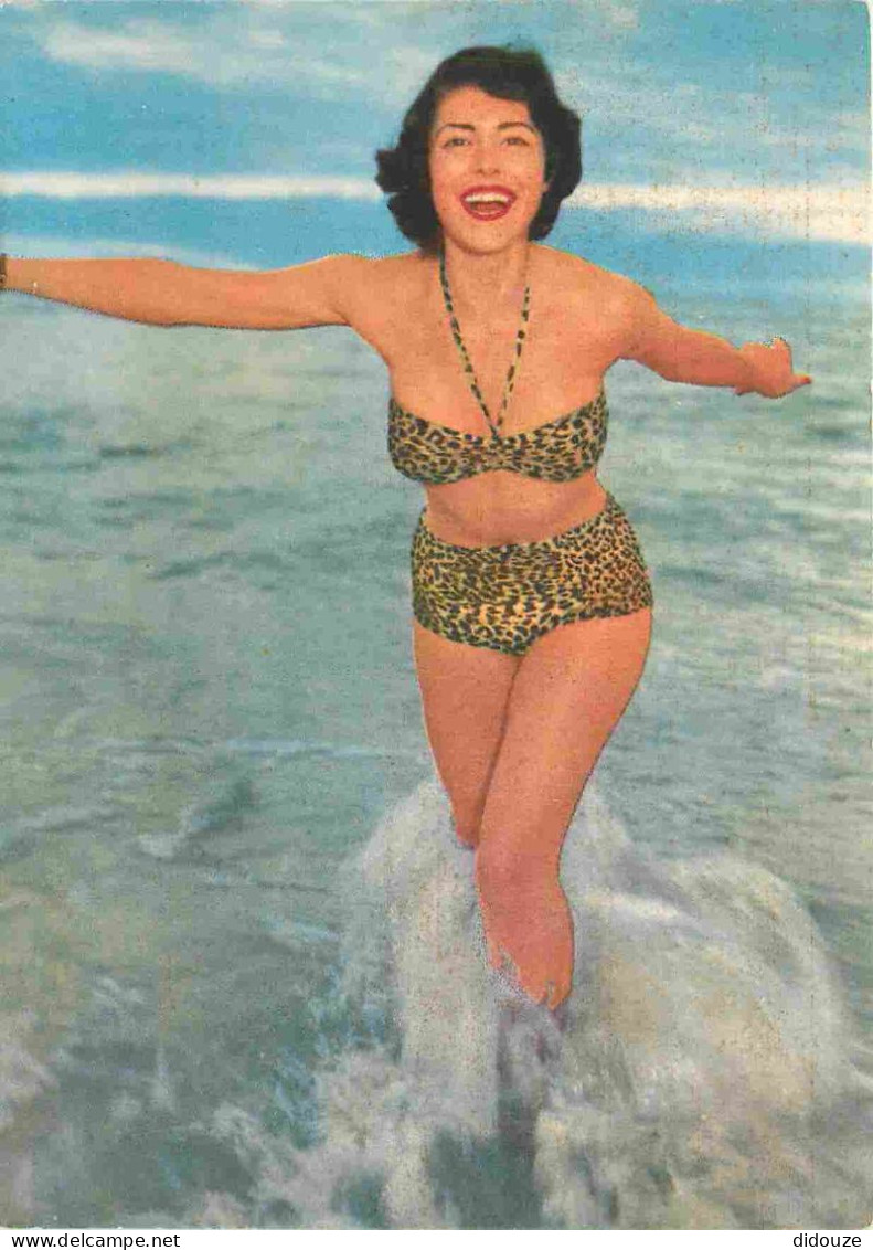 Pin-ups - Femme En Maillot De Bain - Baigneuse - CPSM Grand Format - Voir Scans Recto-Verso - Pin-Ups