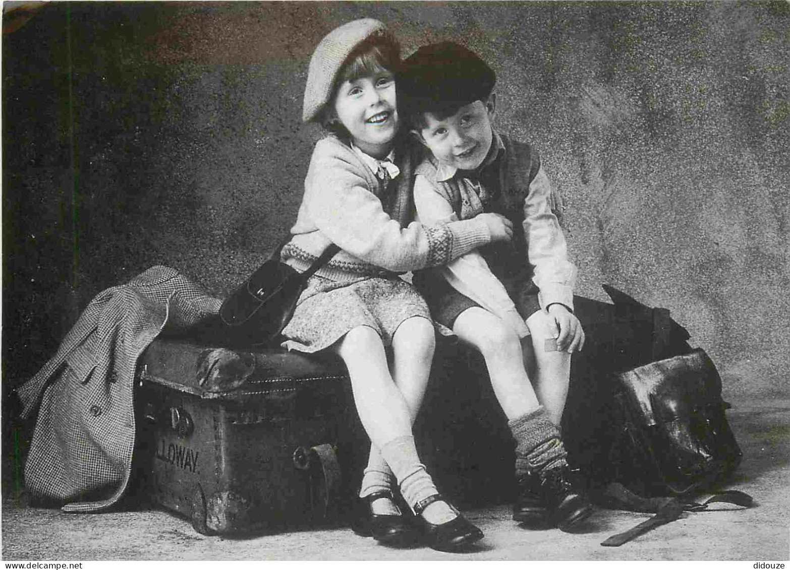 Enfants - Image - CPM - Carte Neuve - Voir Scans Recto-Verso - Portraits