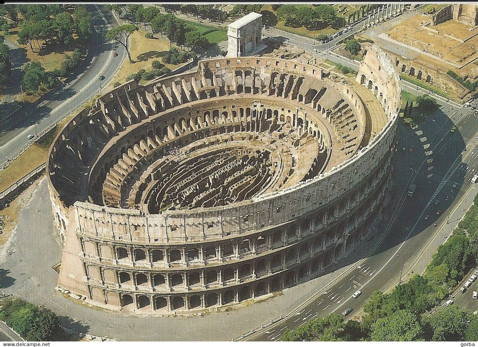 *CPM - ITALIE - LATIUM - ROME - Le Colisée - Colosseum