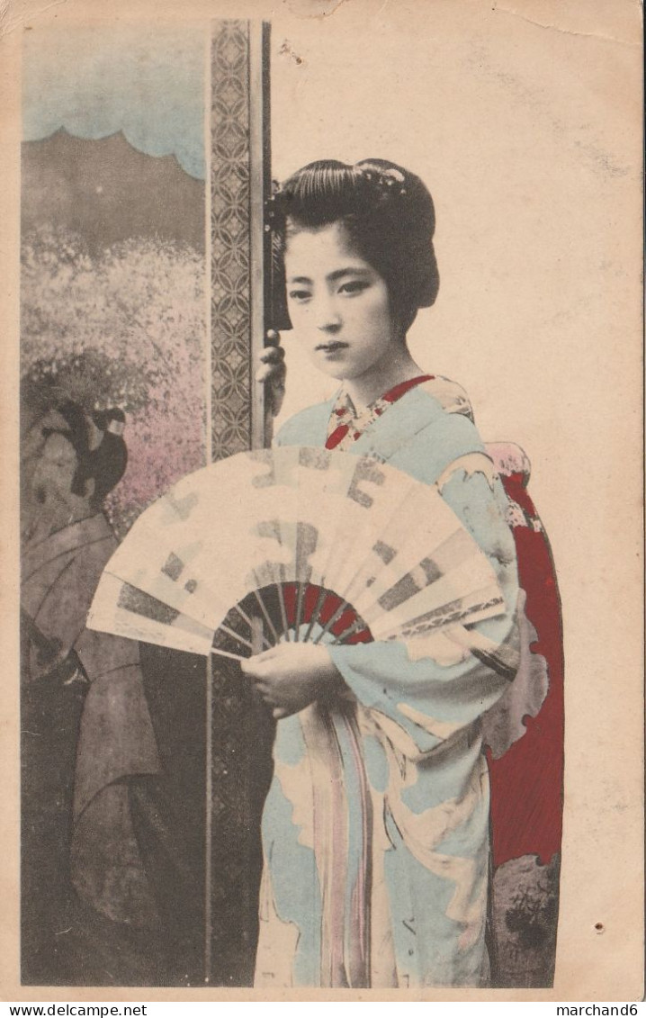 Japon Japonaise Avec Son éventail Coiffe Et Costume - Tokio
