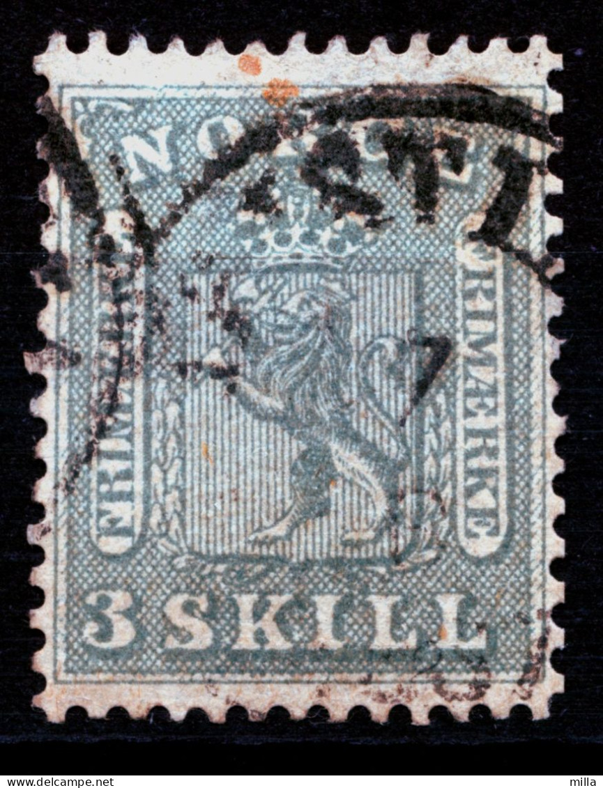 **  NK 7  3 SKILL VÅPEN. STPL 1868 NORSK FRIMERKE. ** LOTT  OLD STAMP 3 SKILL. MI 7. With CANCEL 1868 ? ** - Oblitérés