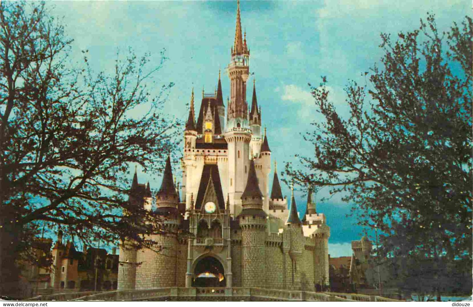 Parc D'Attractions - Walt Disney World Orlando - Fantasyland - Cinderella Castle - CPM - Voir Scans Recto-Verso - Disneyworld