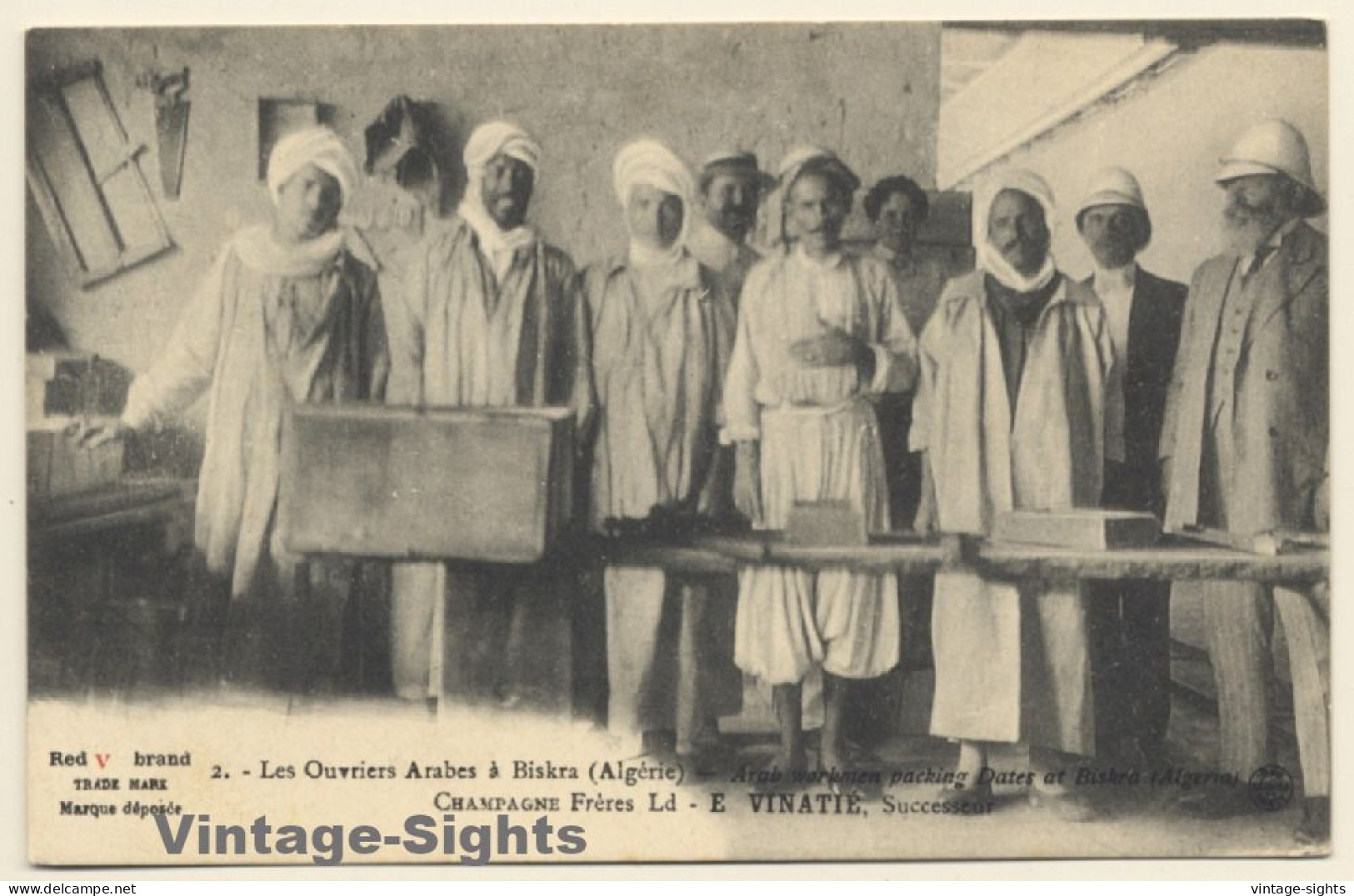 Biskra / Algeria: Ouvriers Arabes - Champagne Frères Vinatié (Vintage PC 1910s/1920s) - Biskra