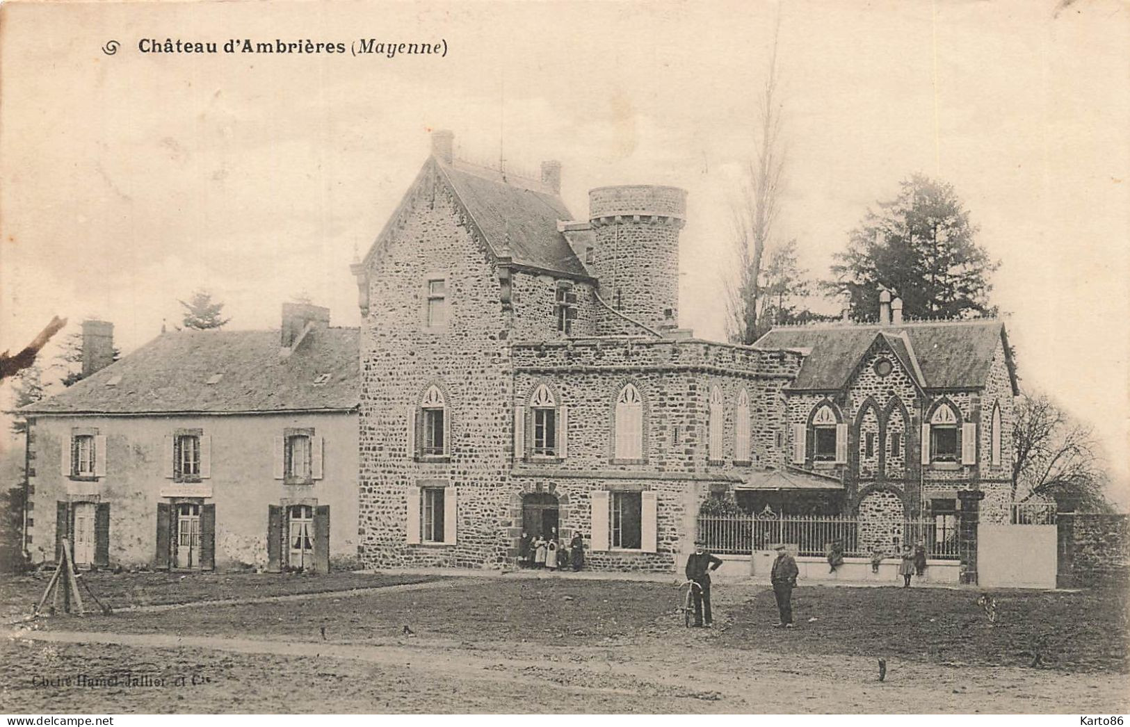 Ambrières * Le Château Du Village - Ambrieres Les Vallees