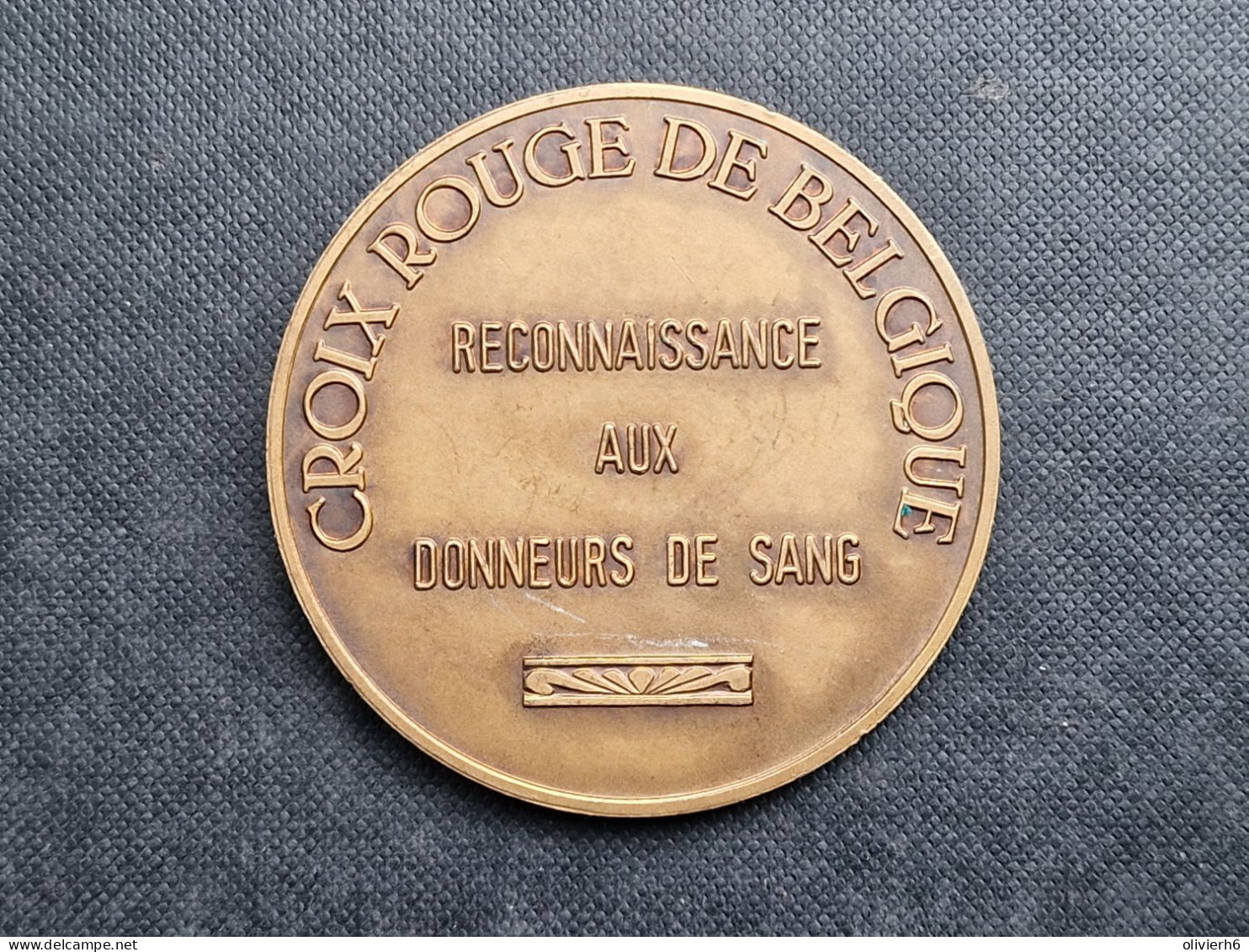 MEDAILLE BELGIQUE (M2405) CROIX-ROUGE DE BELGIQUE Au Pélican (2 Vues) Reconnaissance Aux Donneurs De Sang - Professionnels / De Société