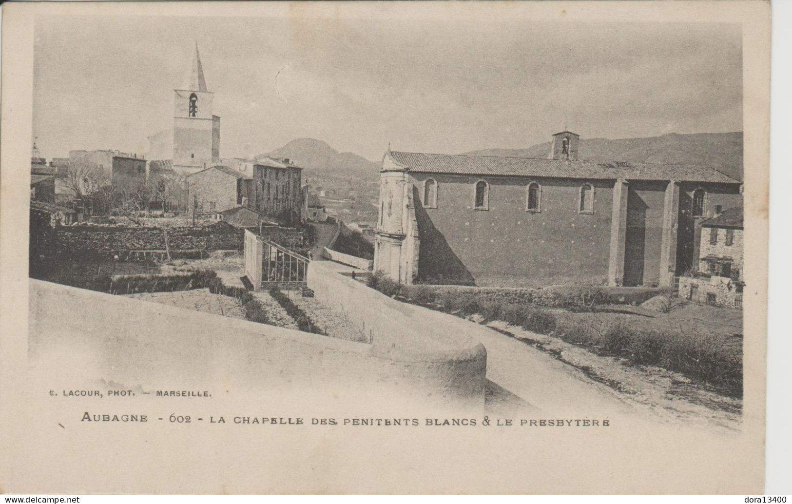 CPA13-AUBAGNE (Précurseur)- La Chapelle Des Pénitents Blancs Et Le Presbytère - Aubagne
