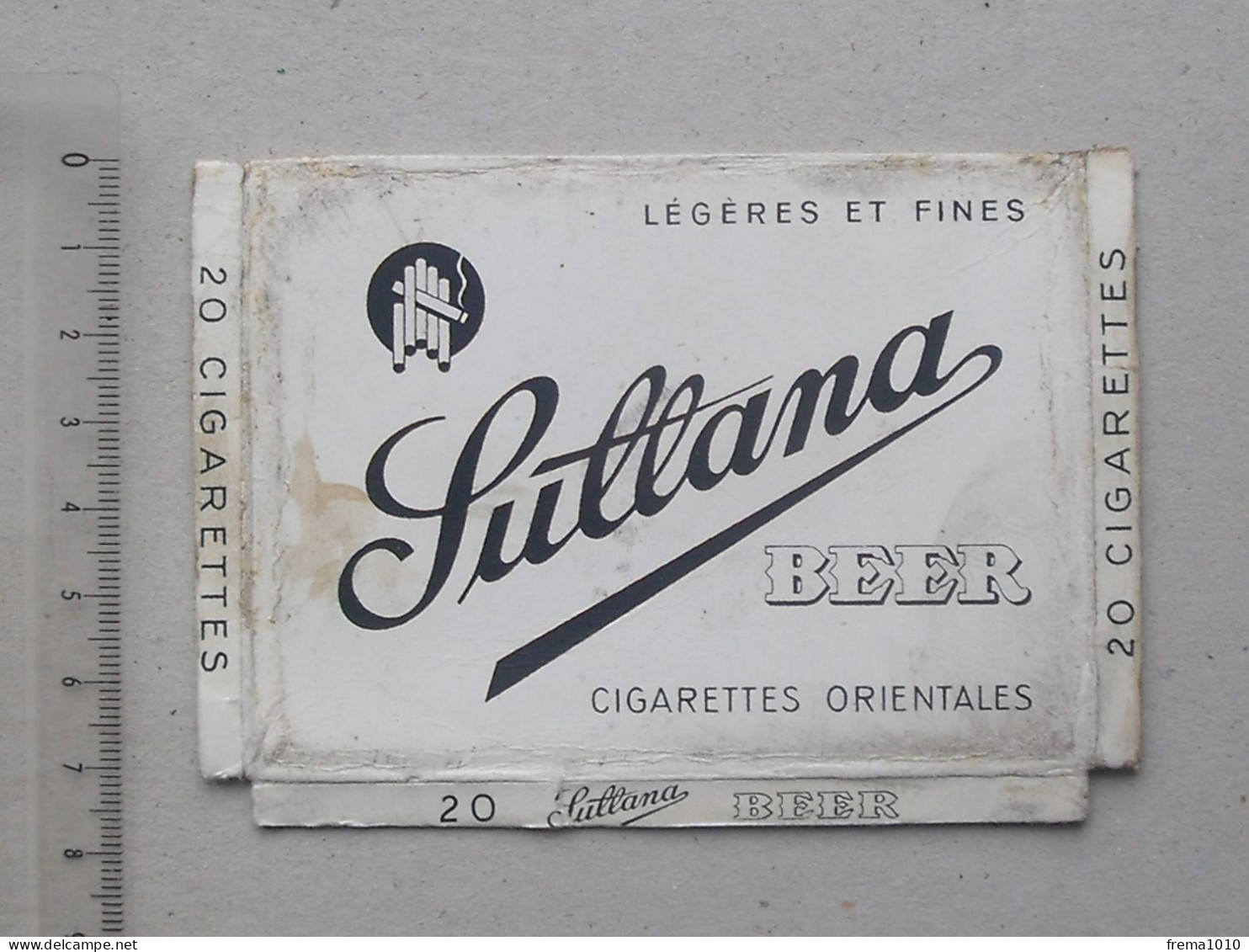 TABAC Authentique Partie D'un Ancien Paquet 20 Cigarettes Orientales SULTANA BEER: Fabrique à ZURICH - XANTHIE PLOVDIV - Autres & Non Classés
