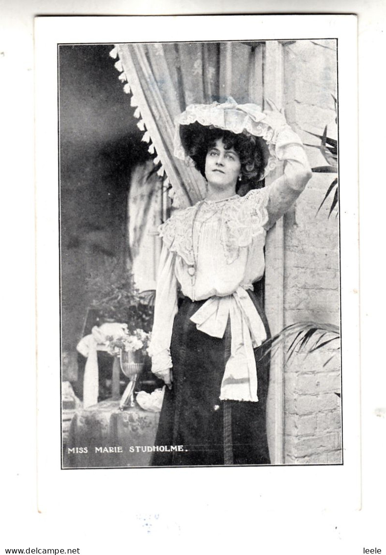 CL17. Vintage Postcard. Miss Maud Studholme. Actress. - Artistas