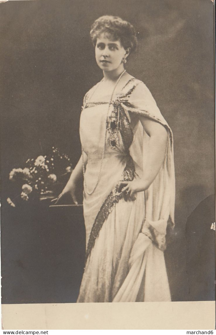 La Reine De Serbie  Vers 1900 - Serbie
