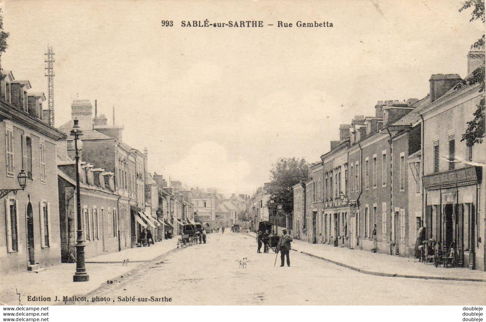 D72  SABLÉ SUR SARTHE  Rue Gambetta - Sable Sur Sarthe