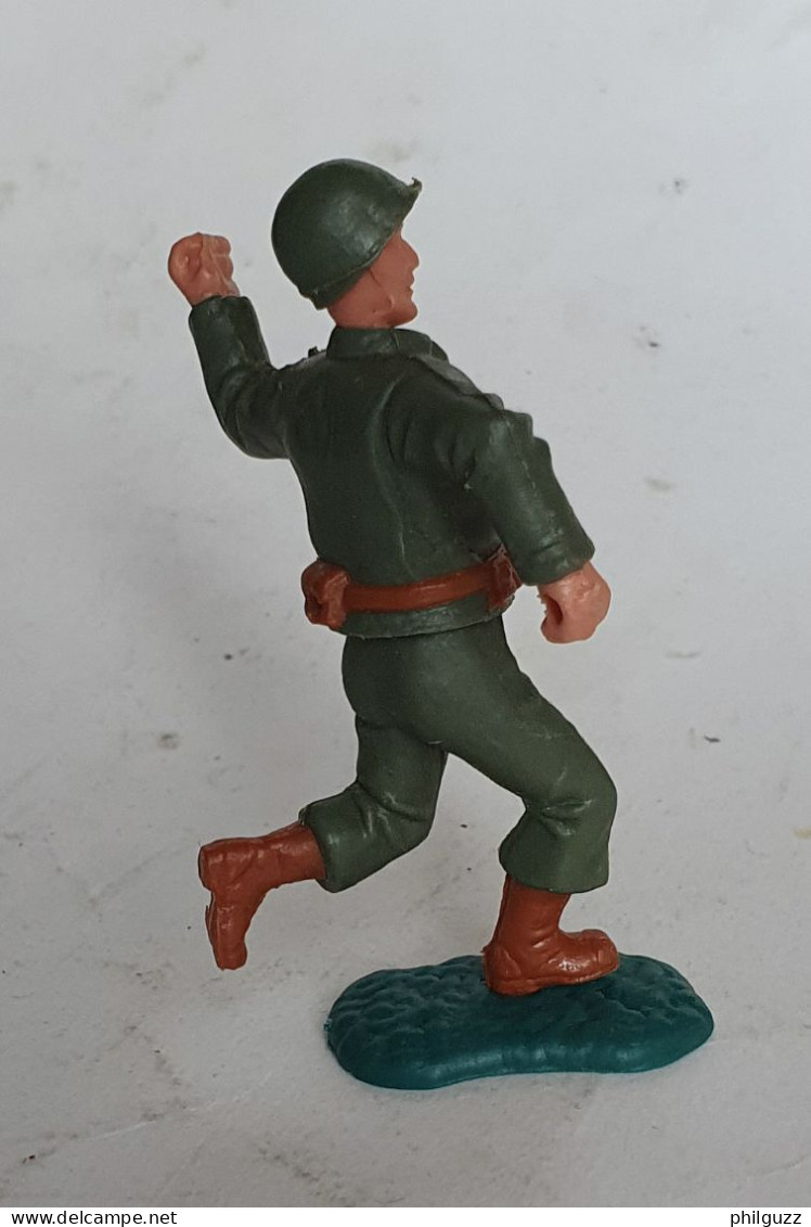 FIGURINE TIMPO TOYS SOLDAT AMERICAIN QUI COURRE WWII - SANS FUSIL - Leger