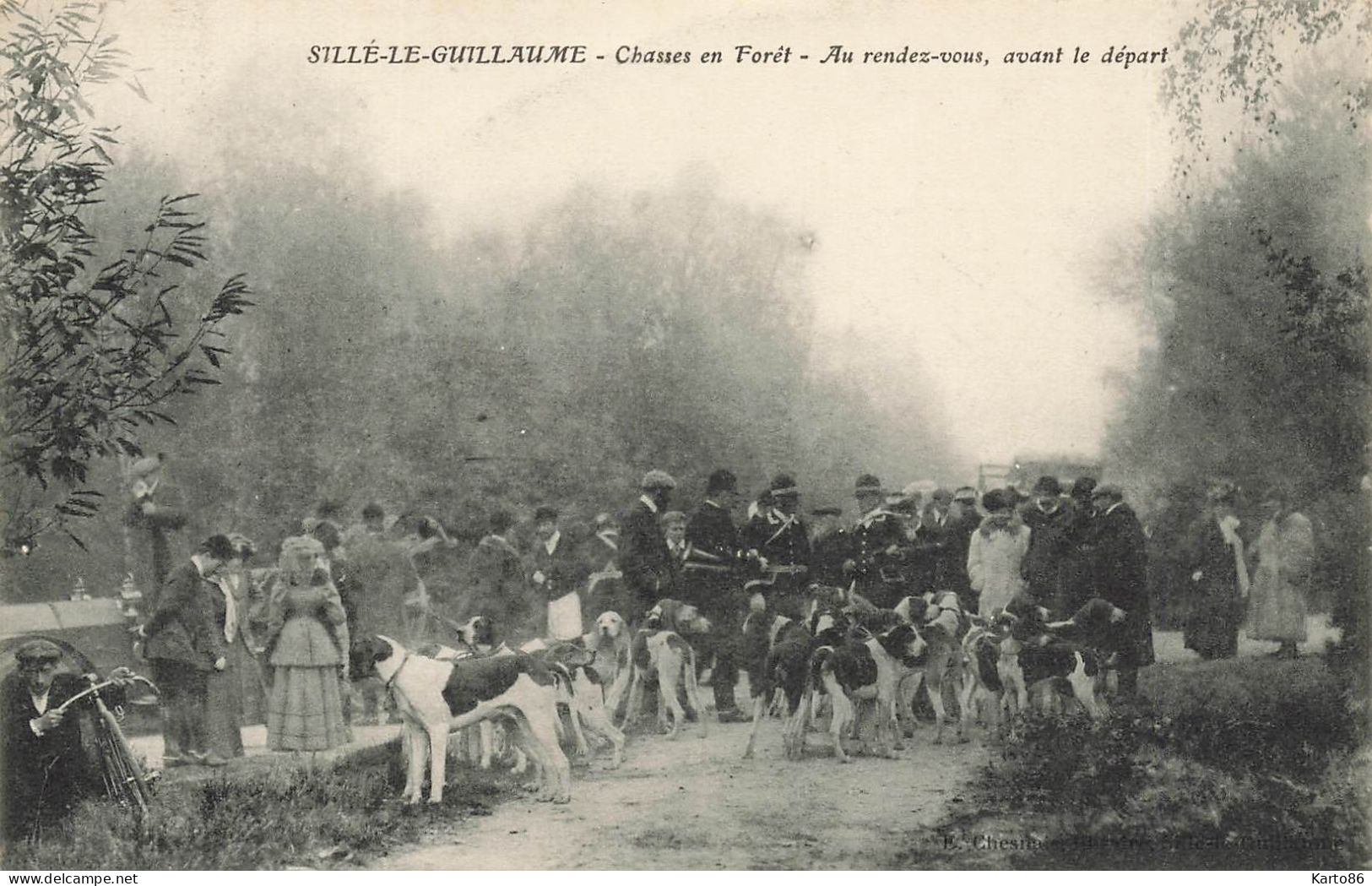 Sillé Le Guillaume * Chasses En Forêt Rendez Vous Avant Départ * Chasse à Courre * Meute Chiens Chasseurs Hunt Hunting - Sille Le Guillaume