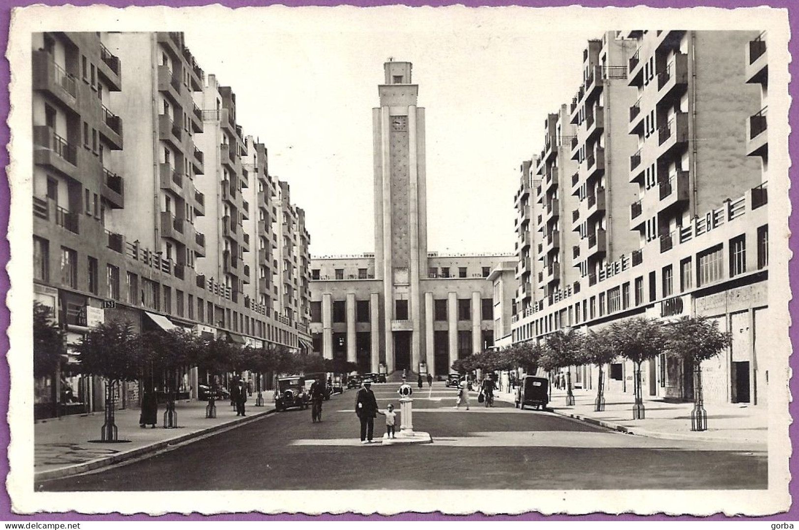 *CPA - 69 - VILLEURBANNE - Les Gratte-ciel - L'Hôtel De Ville - Villeurbanne