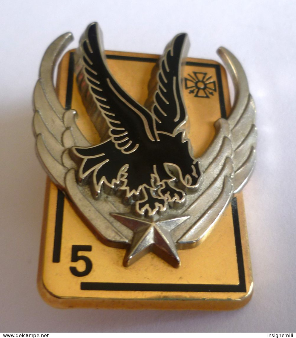 INSIGNE 5° RHC REGIMENT D' HELICOPTERES DE COMBAT - Fixation Type Pin's - Y. DELSART G 2863 - Hueste