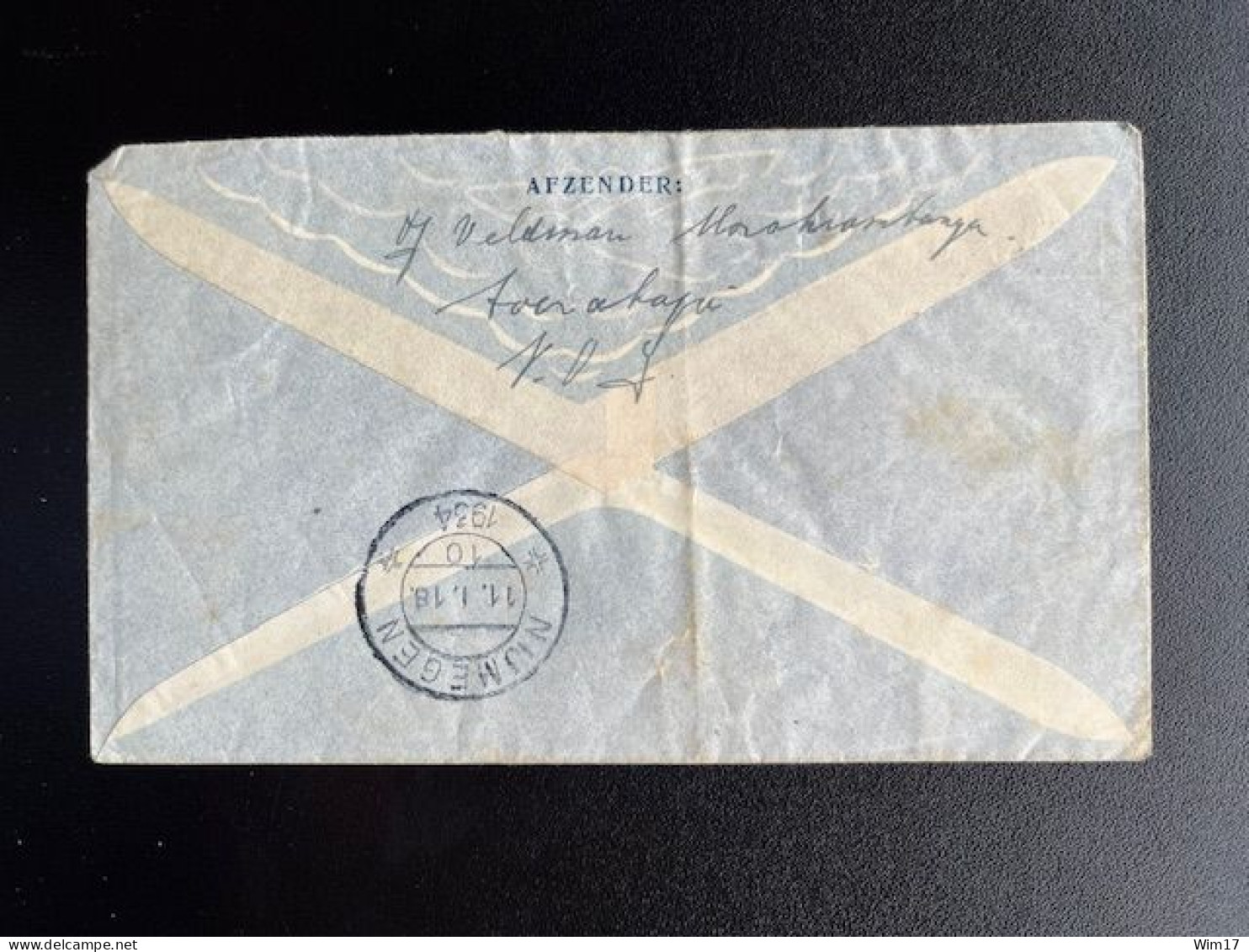 DUTCH EAST INDIES 1934 AIR MAIL LETTER SOERABAJA TO DEN HELDER 04-01-1934 NEDERLANDS INDIE POSTJAGER - Netherlands Indies