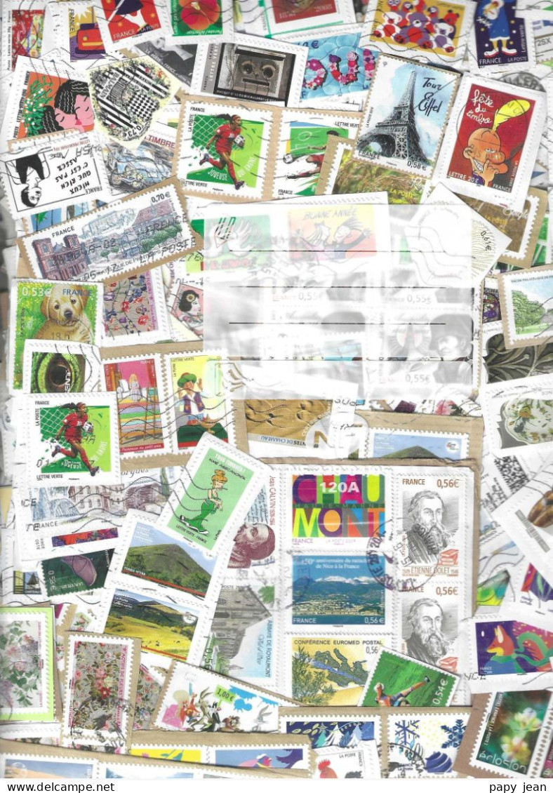 1 Kgr TIMBRES Sur Fragments Grands Formats FRANCE Tous En Euros , Provenant Des Missions Et Organismes Caritatifs - Lots & Kiloware (mixtures) - Min. 1000 Stamps