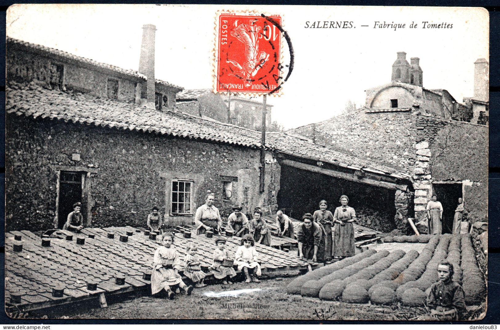 VAR 83 - SALERNES - Vue Usine Tomettes En Travail - Parfait état - Affranchie - Voyagée - Salernes