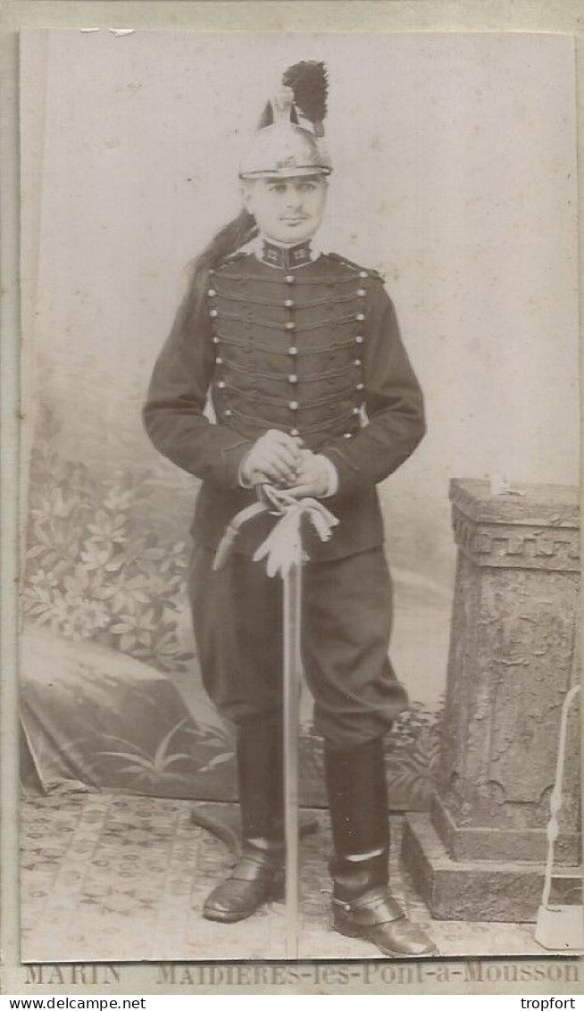 CDV CARTE  DE VISITE PHOTO  Militaire Casque Regiment  Sabre MAIDIERES LES PONTS A MOUSSON MARIN - Guerra, Militares