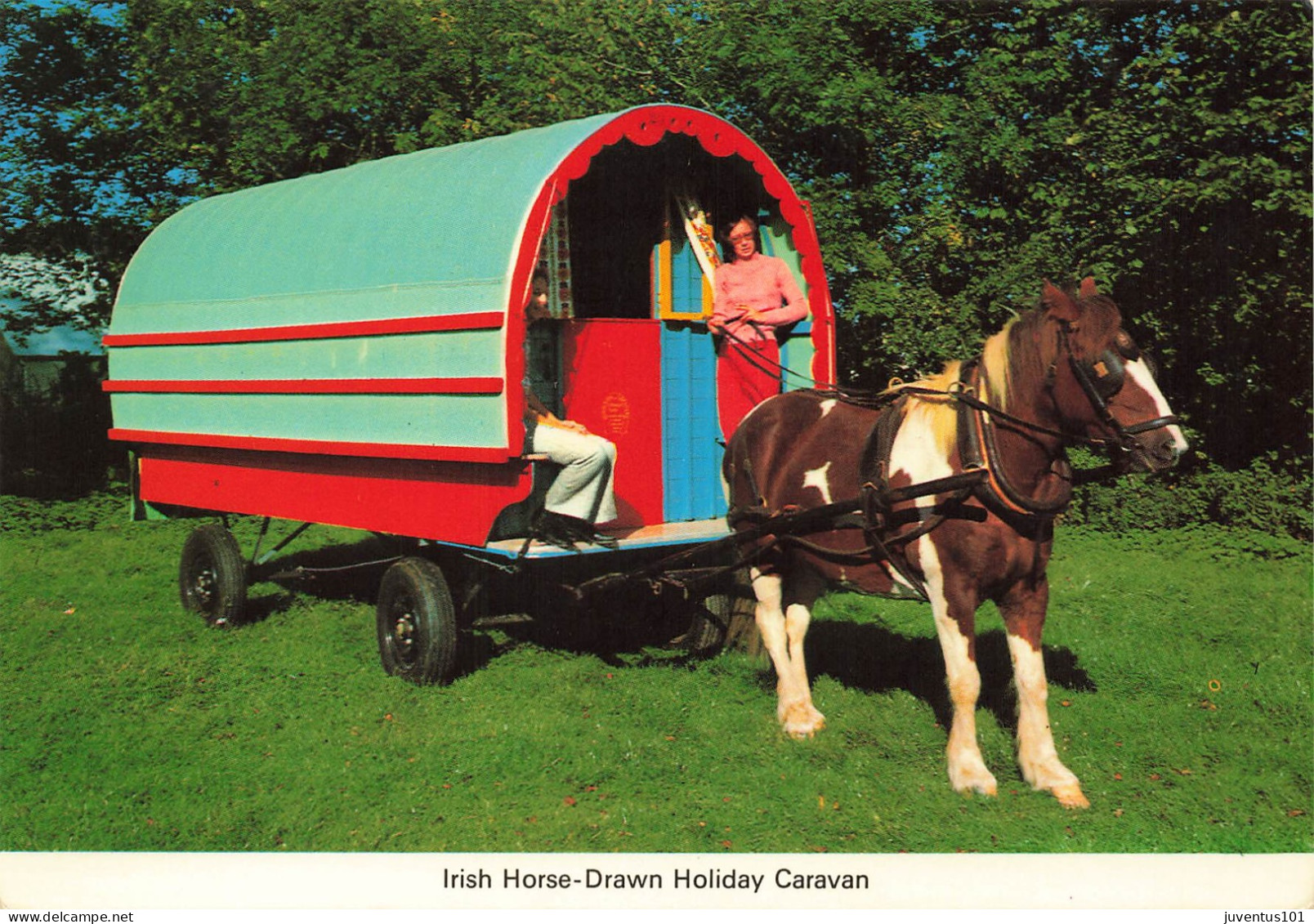 CPSM Irish Horse-Drawn Holiday Caravan    L2789 - Autres & Non Classés