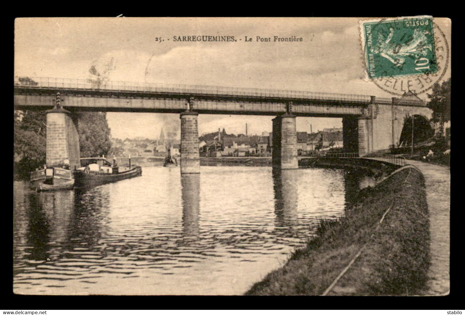 57 - SARREGUEMINES - LE PONT FRONTIERE - PENICHES - Sarreguemines