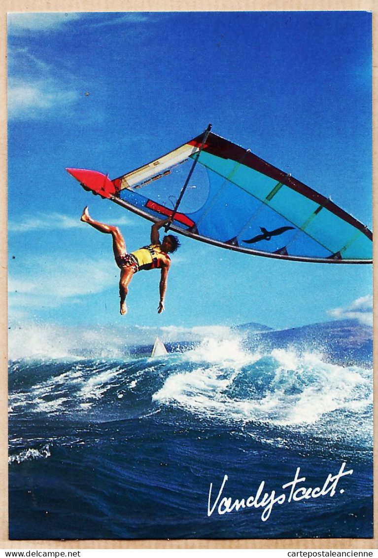 04771 / FUNBOARD A HAWAI Photo Sylvain CAZENAVE 1990 The Best Of VANDYSTADT N°43 NUGERON - Sailing